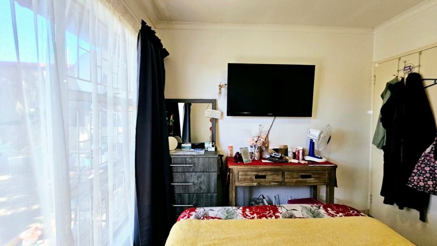 3 Bedroom Property for Sale in Langenhovenpark Free State